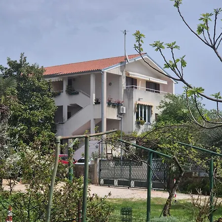 Apartman Apartments Villa Martinuzzi Rovinj